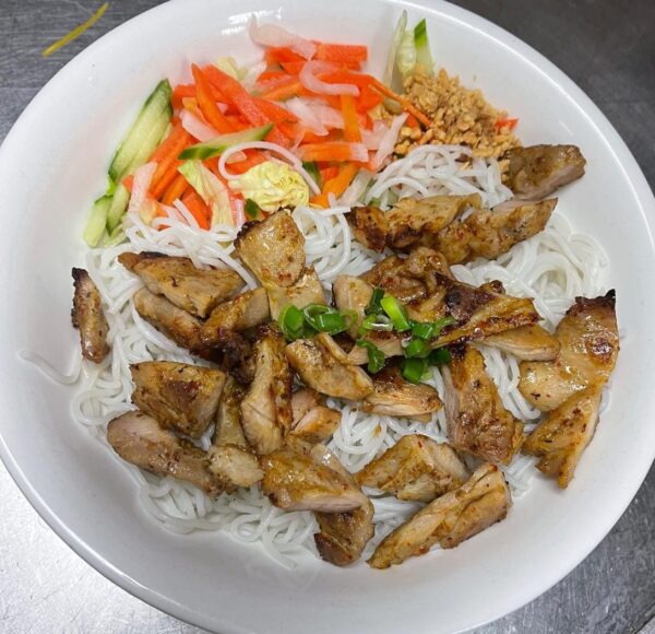 428. Vermicelli Salad with Grilled Chicken